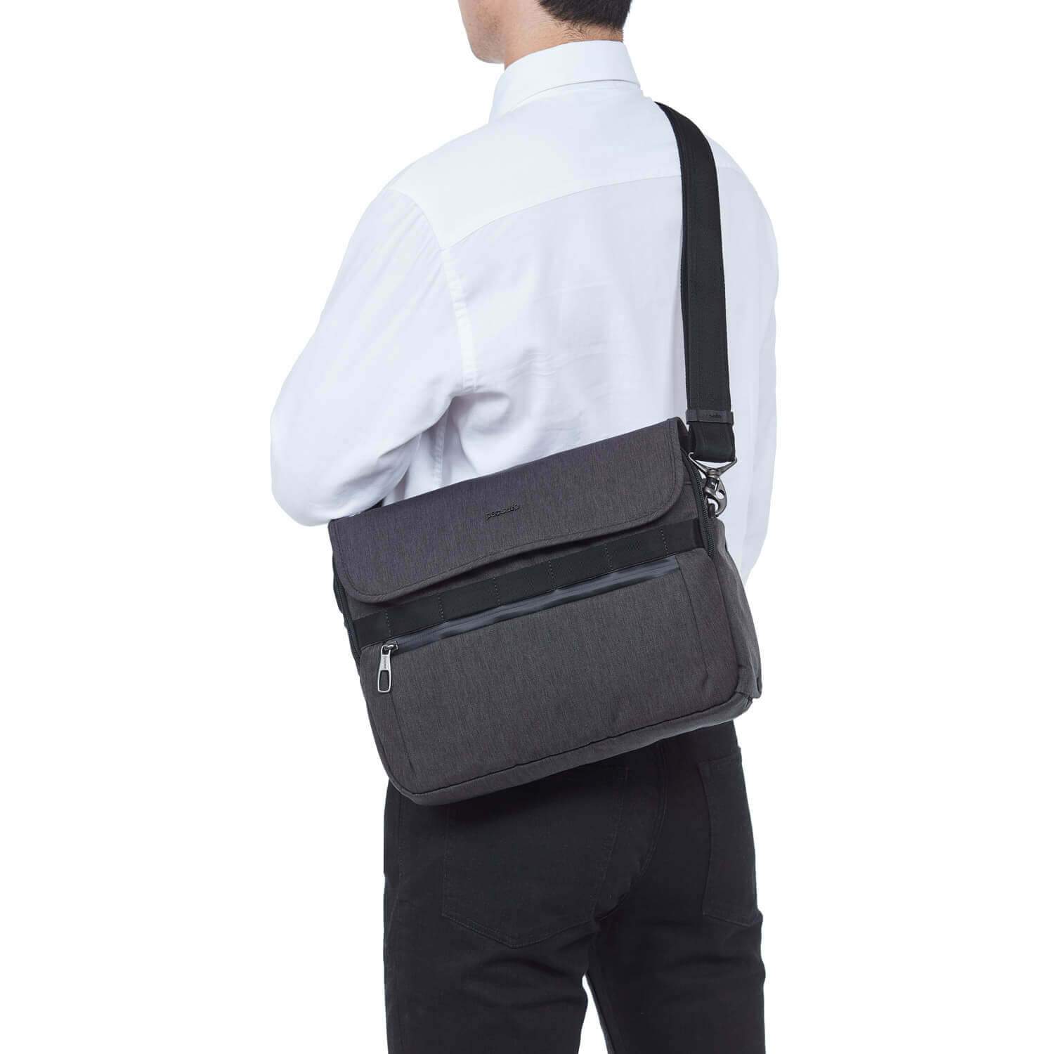 Metrosafe X Anti-Theft Messenger Carbon