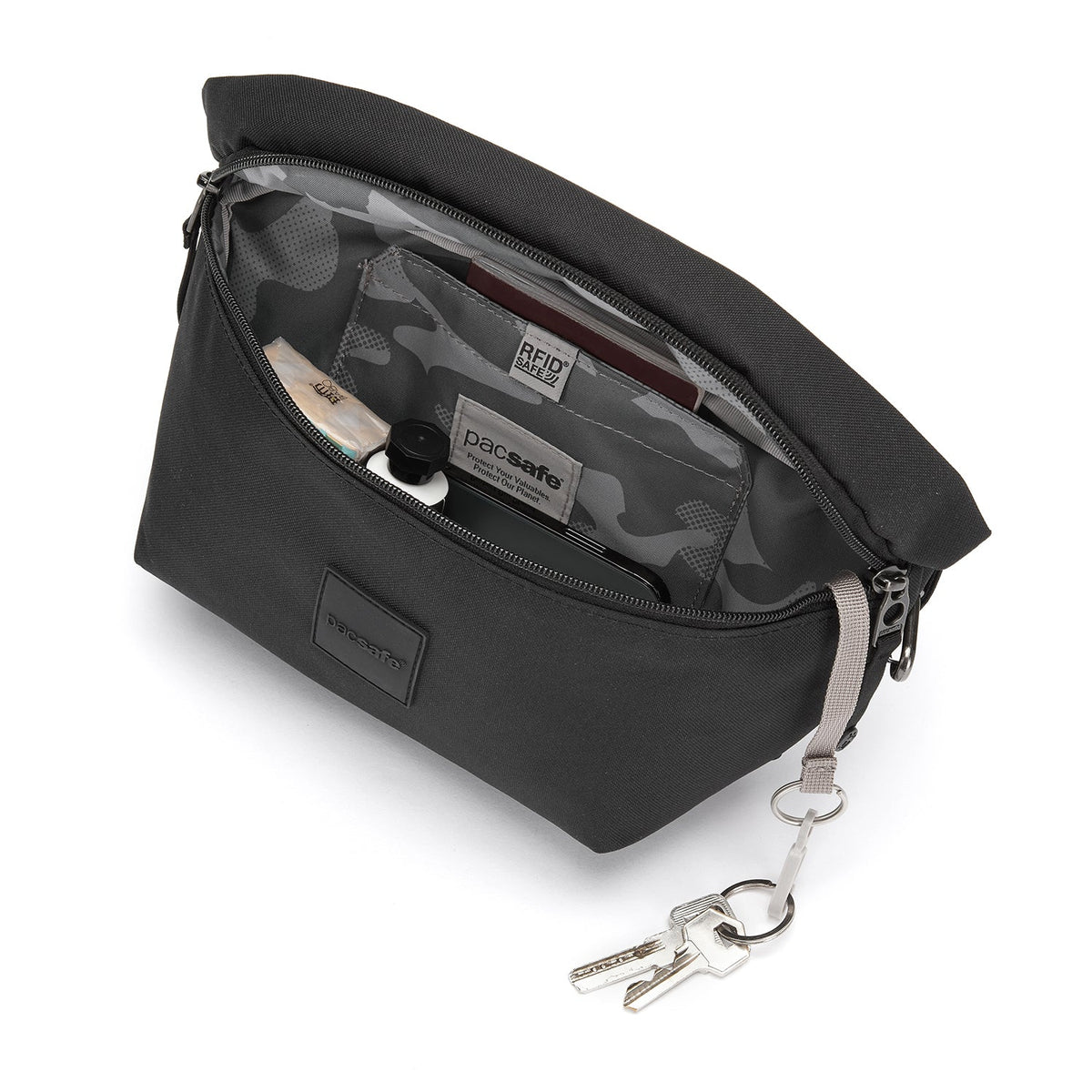 Pacsafe GO sling pack