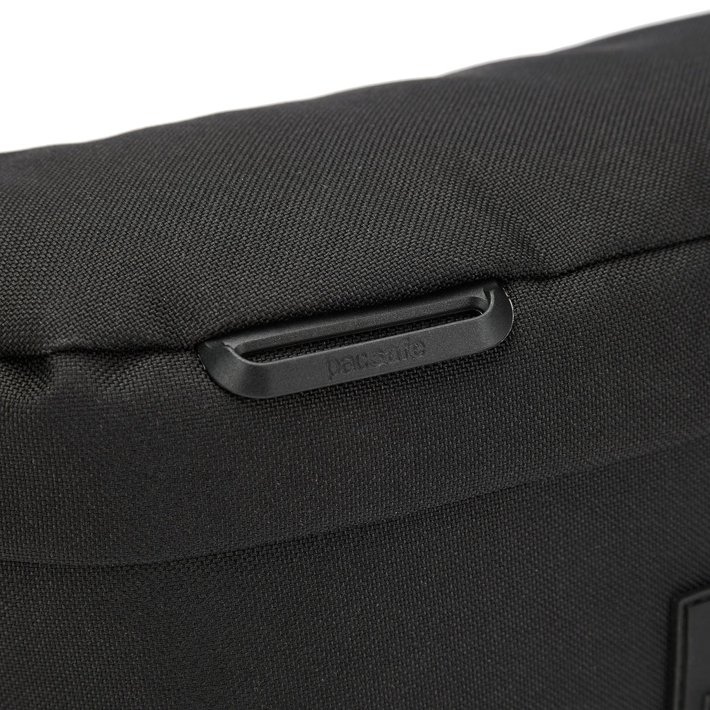 Pacsafe GO sling pack