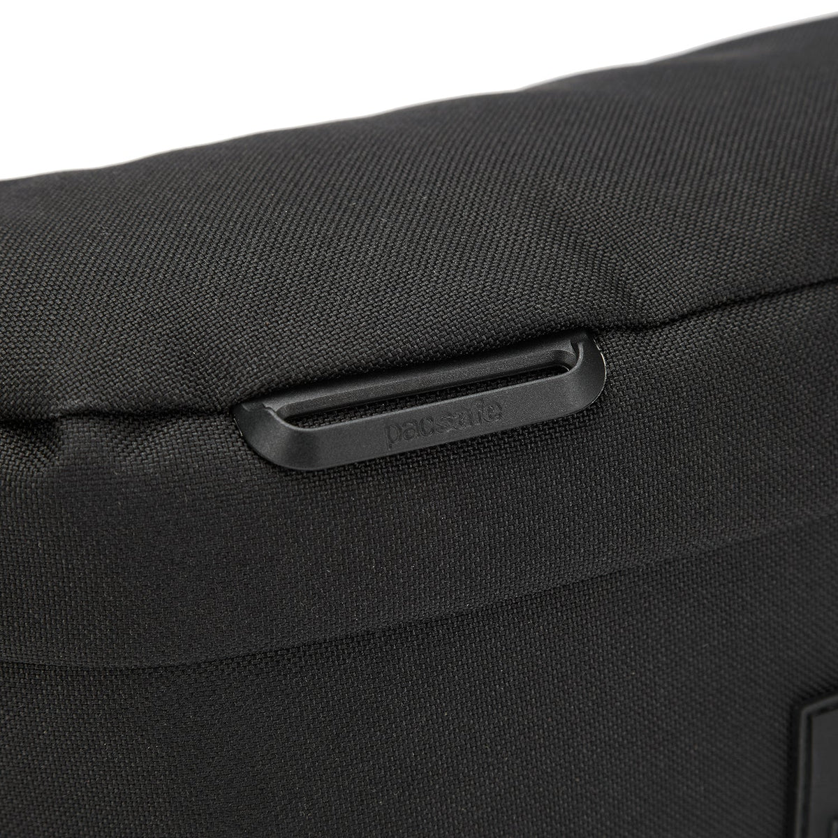 Pacsafe GO sling pack