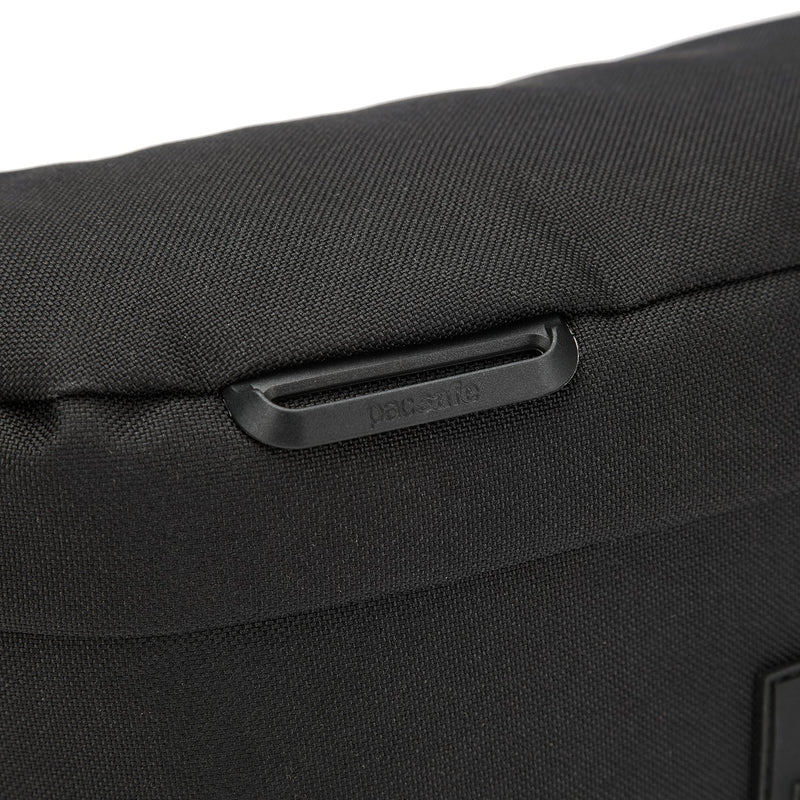 Pacsafe GO sling pack