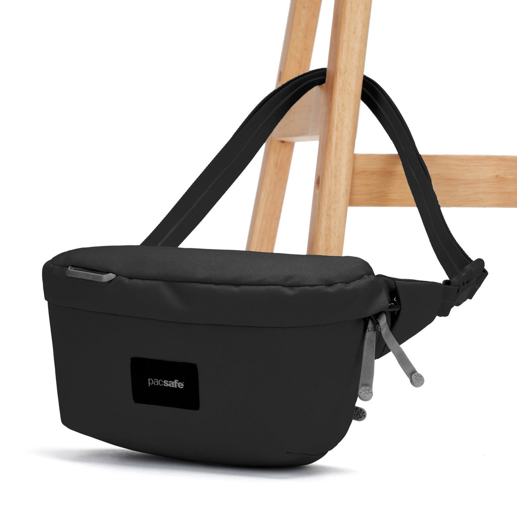 Pacsafe GO sling pack