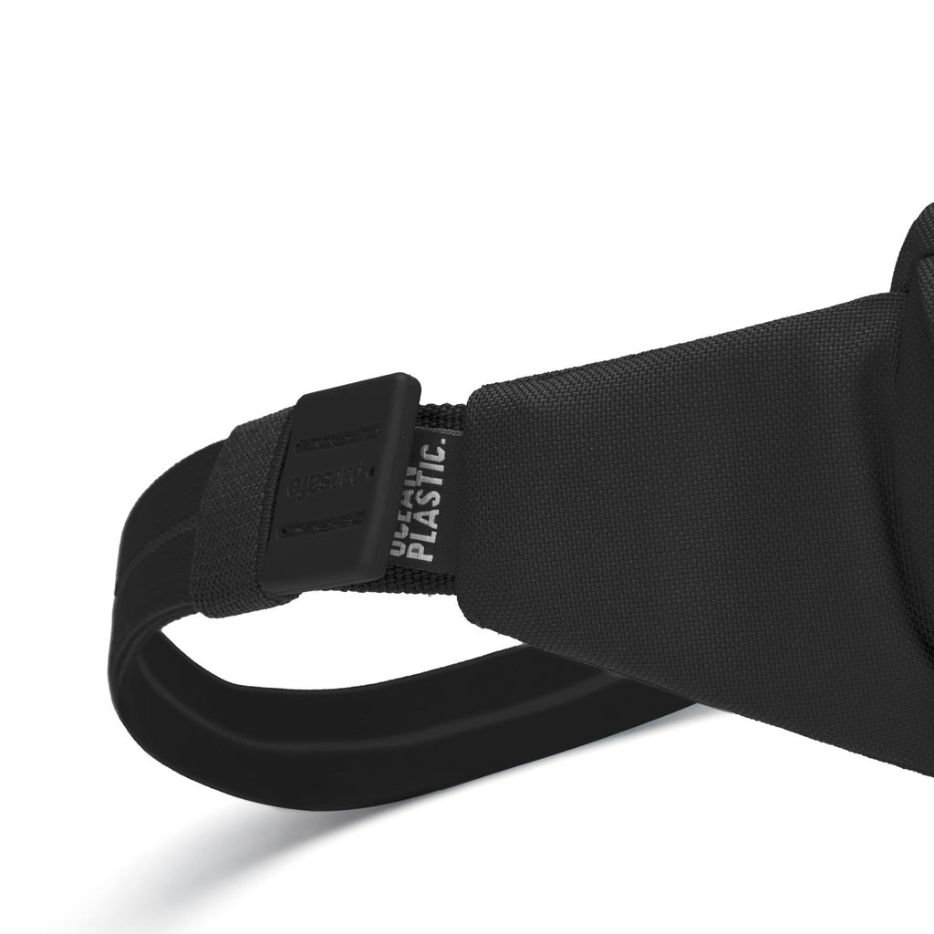 Pacsafe GO sling pack
