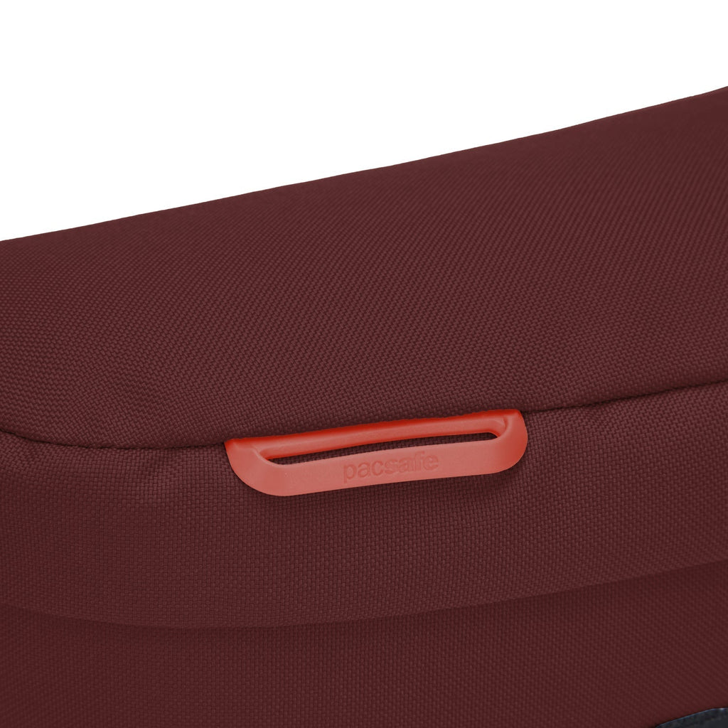 Pacsafe GO sling pack