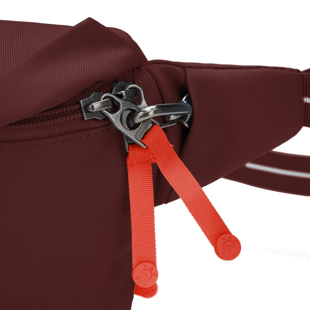 Pacsafe GO sling pack