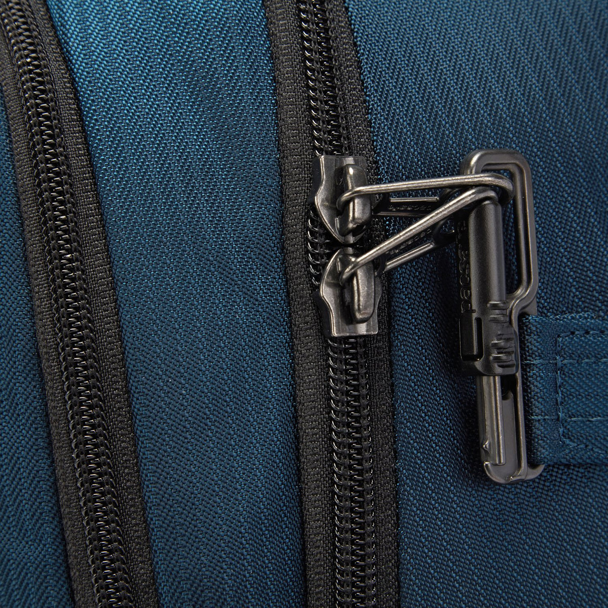 Metrosafe LS350 ECONYL backpack