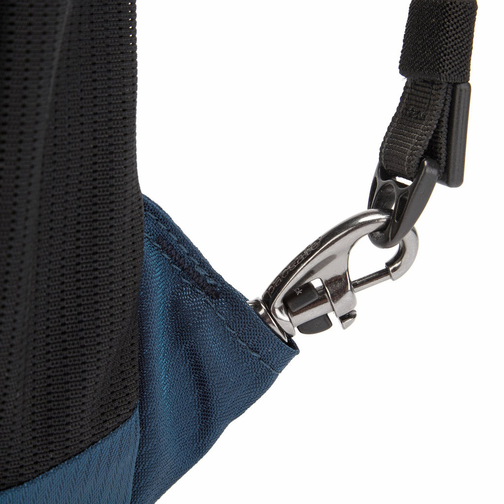 Metrosafe LS350 ECONYL backpack