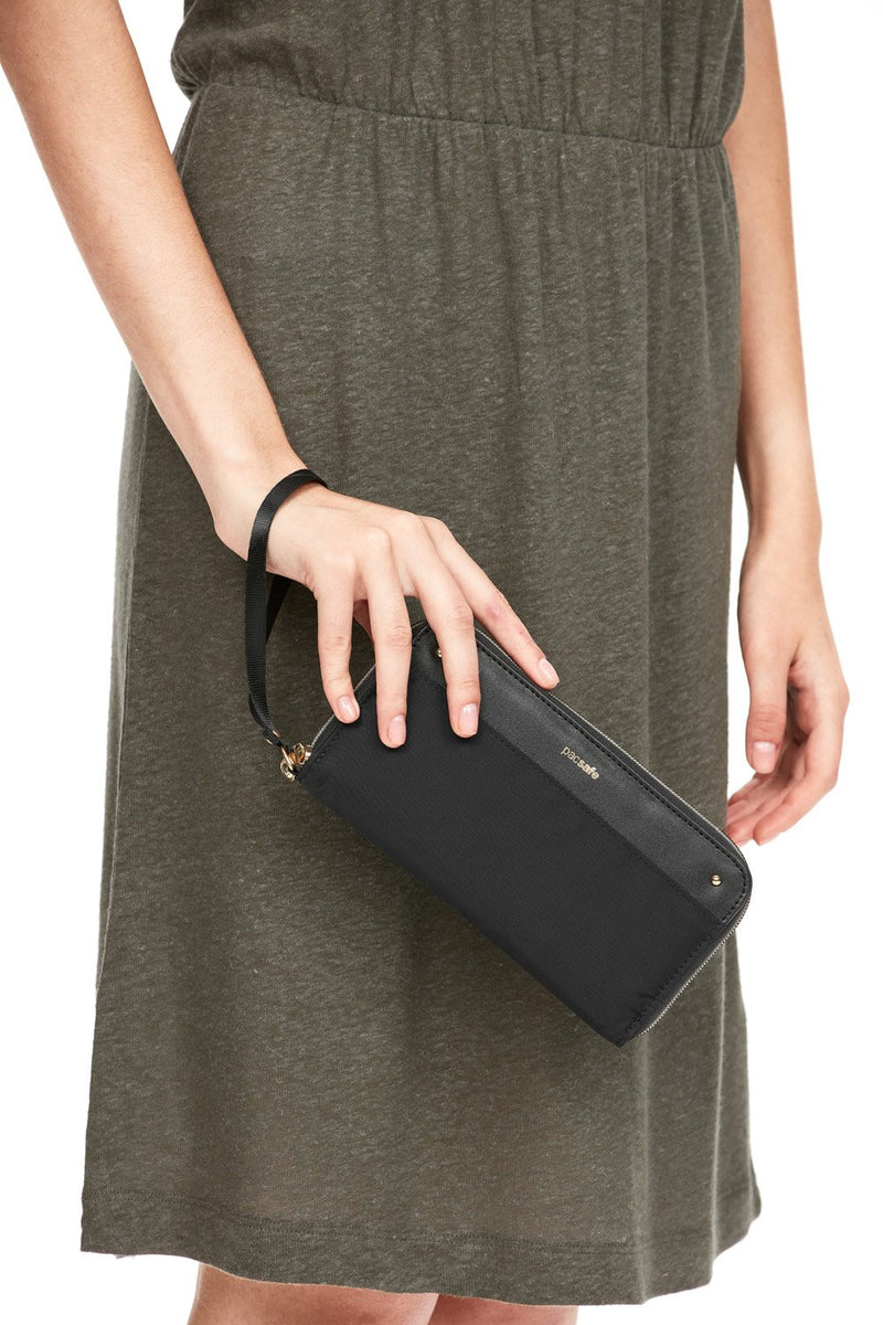 RFIDsafe RFID Blocking Continental Wallet, Black