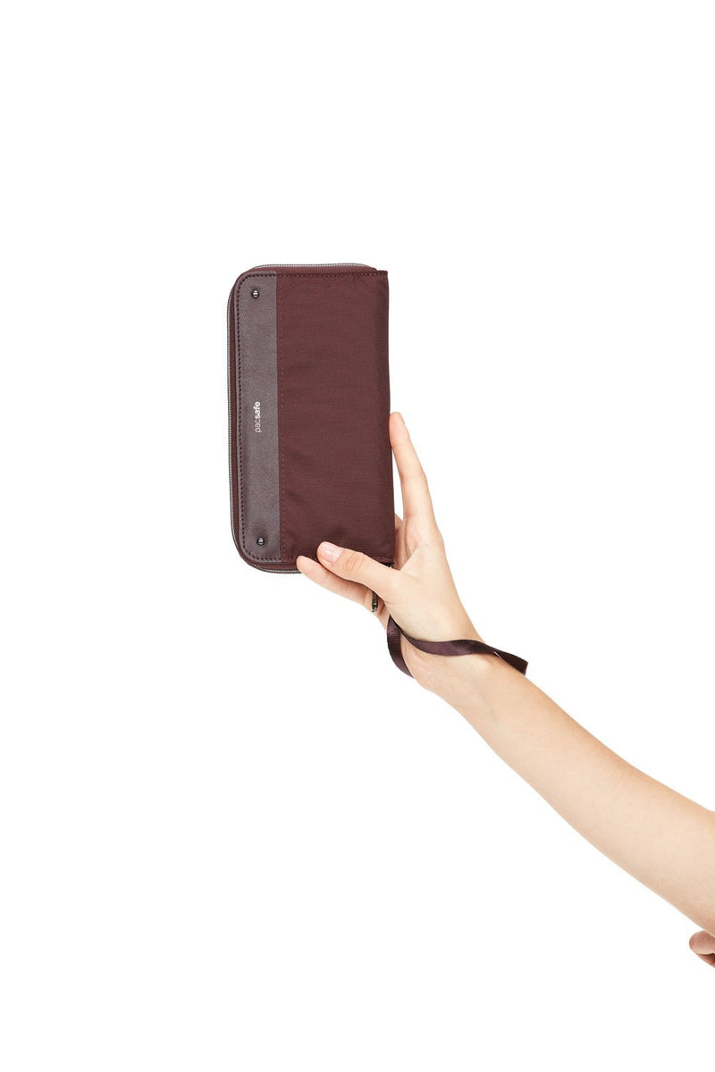 RFIDsafe RFID Blocking Continental Wallet, Merlot