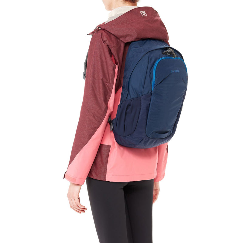 Venturesafe 15L G3 Anti-Theft Daypack