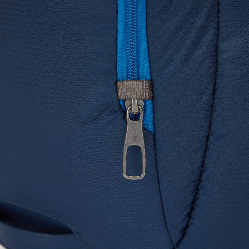 Venturesafe 28L G3 Anti-Theft Backpack