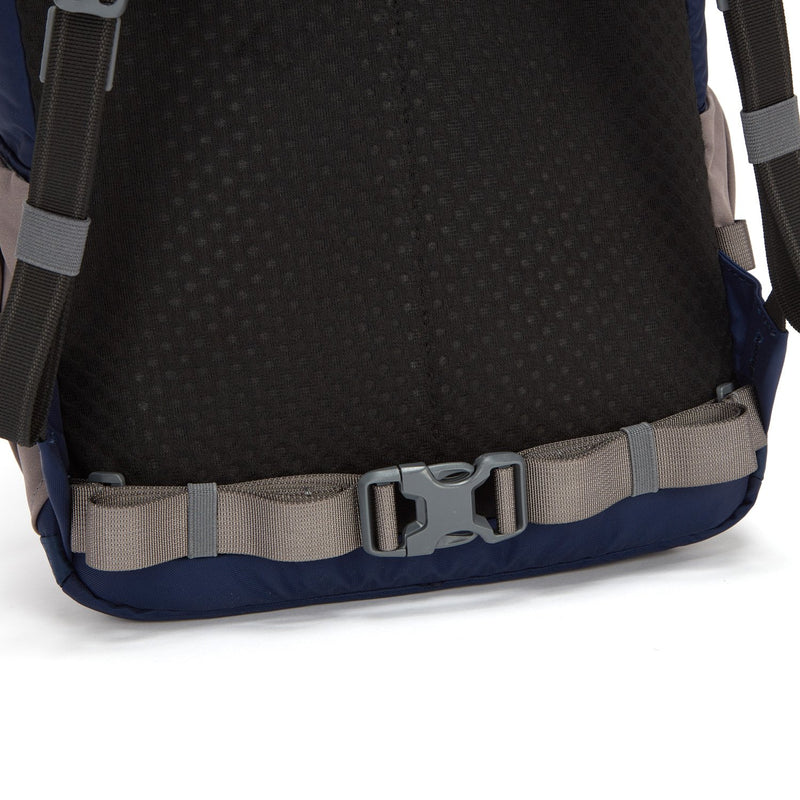 Venturesafe 28L G3 Anti-Theft Backpack