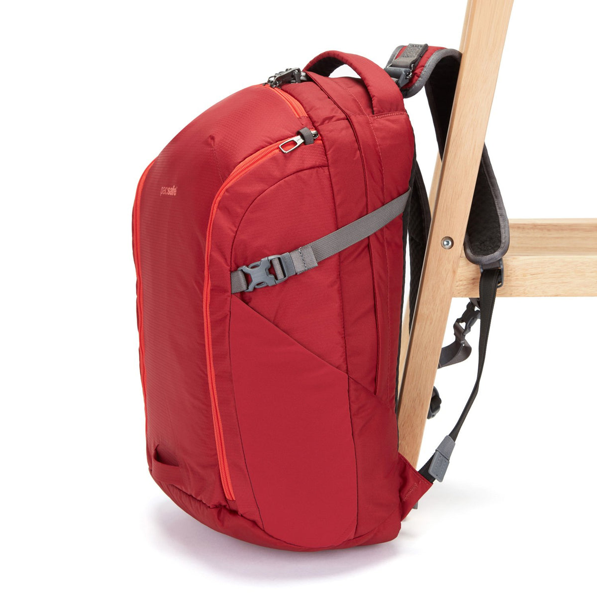 Venturesafe 32L G3 Anti-Theft Backpack