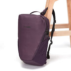 Venturesafe X18 Anti-Theft Backpack