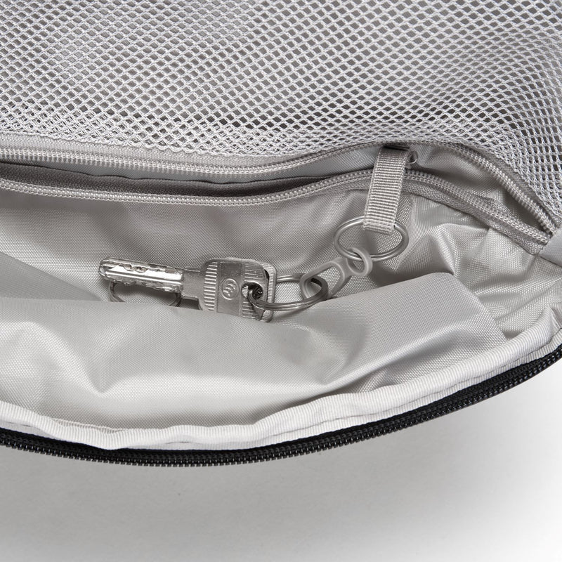 Venturesafe X18 Anti-Theft Backpack