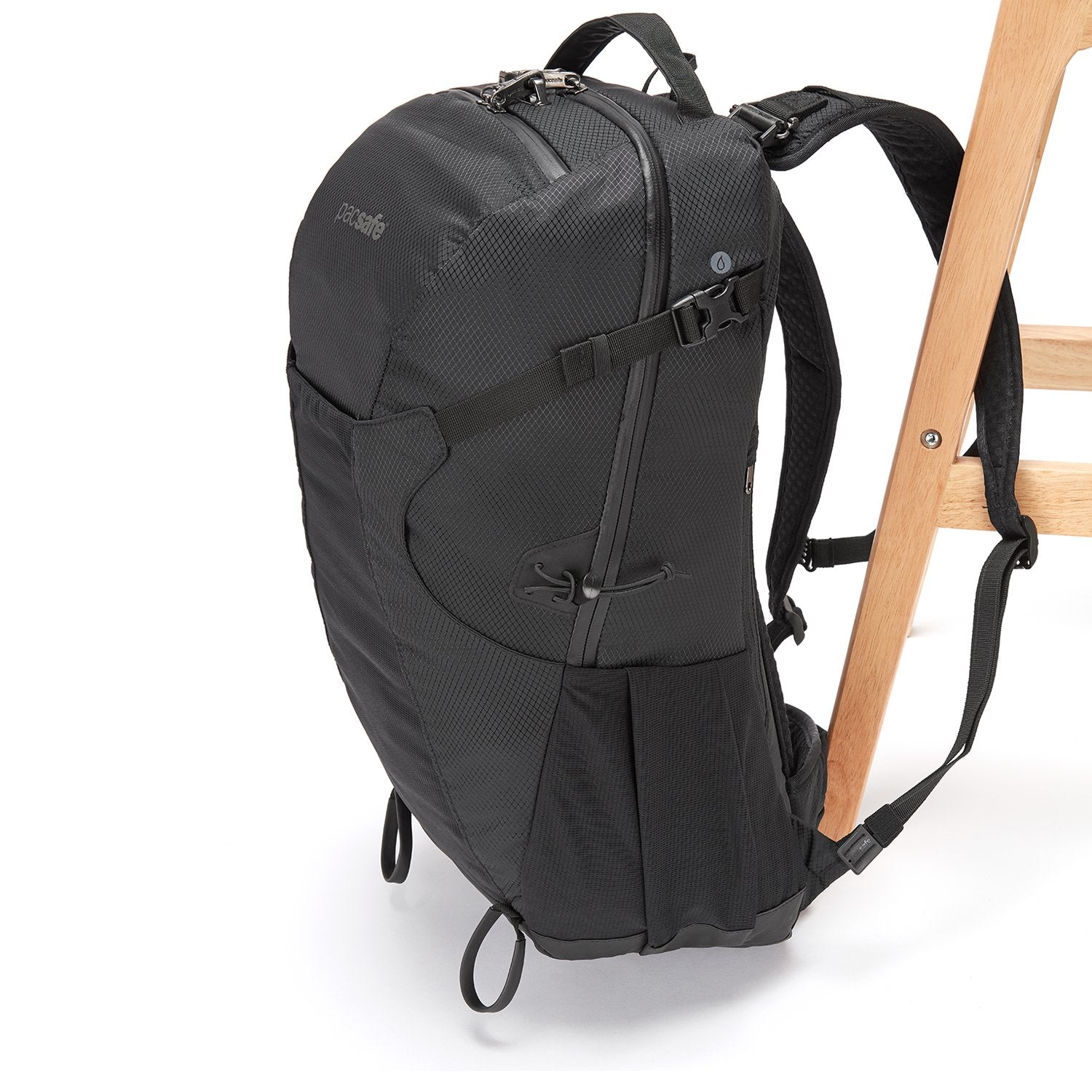 Venturesafe X34 Anti-Theft Hiking Backpack