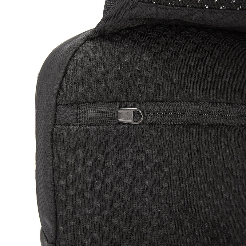 Venturesafe X Anti-Theft Sling Pack