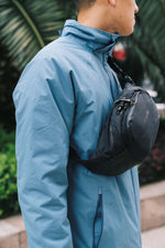 Venturesafe X Anti-Theft Hip Pack