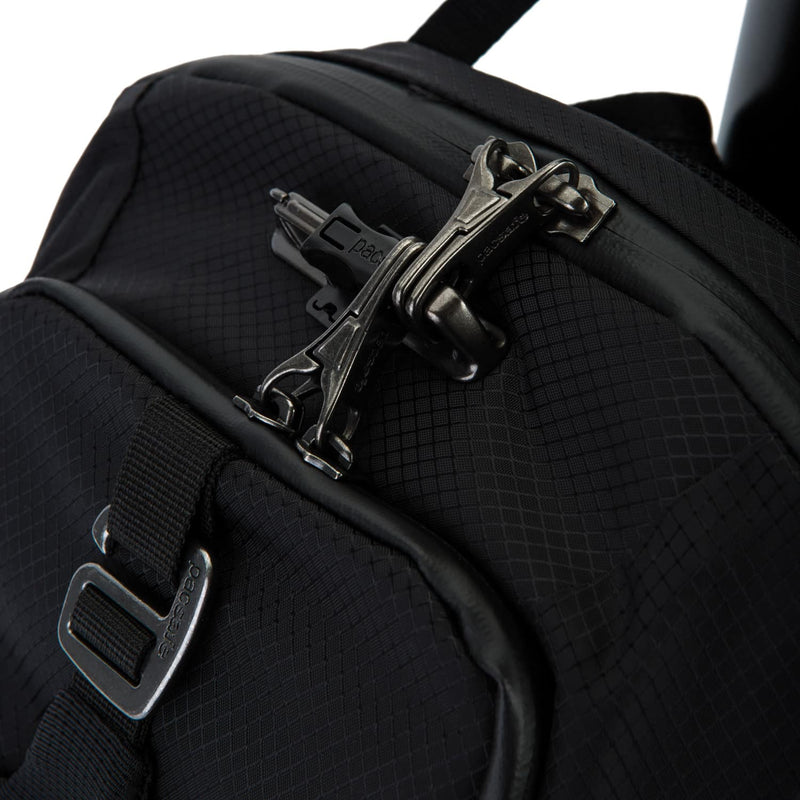 Venturesafe X Anti-Theft Sling Pack, Black